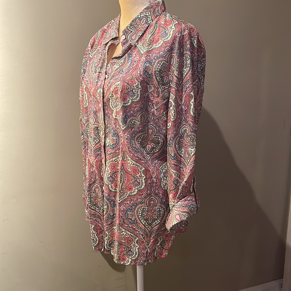 Talbot’s Classic Cotton Button Front Shirt-
SPLENDID PAISLEY PRINT IN XL - Picture 3 of 12
